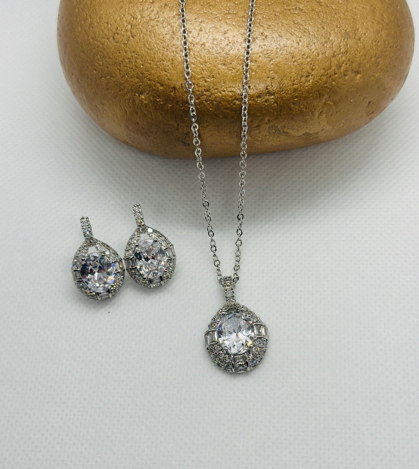 Radiant Halo Jewelry– Pendant & Earrings Set
