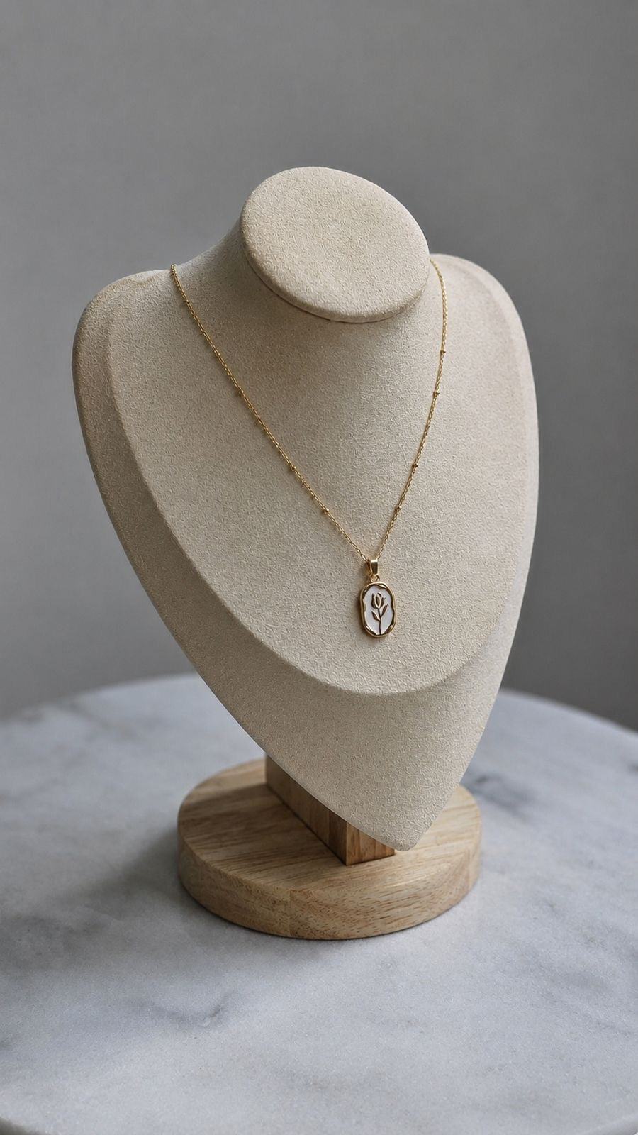 Rose Muse Necklace