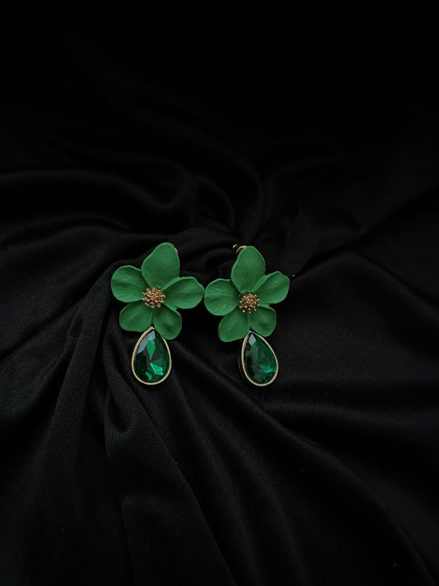 Elegant Green Floral Drop Earrings