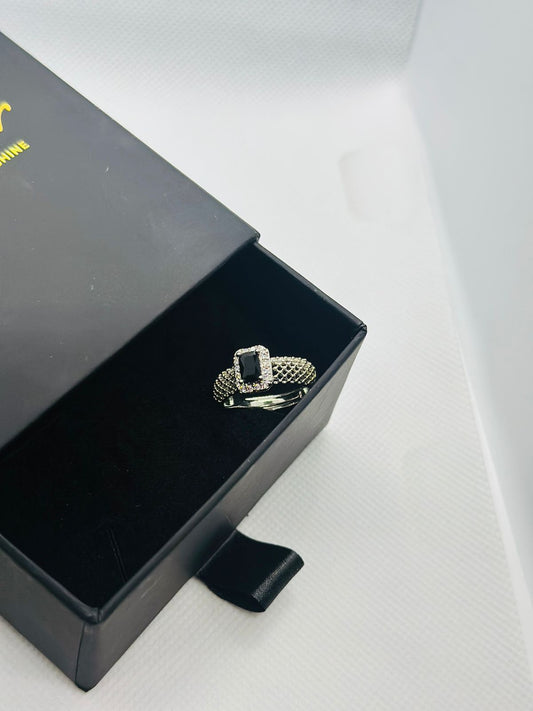 Elegant Mesh Band Ring