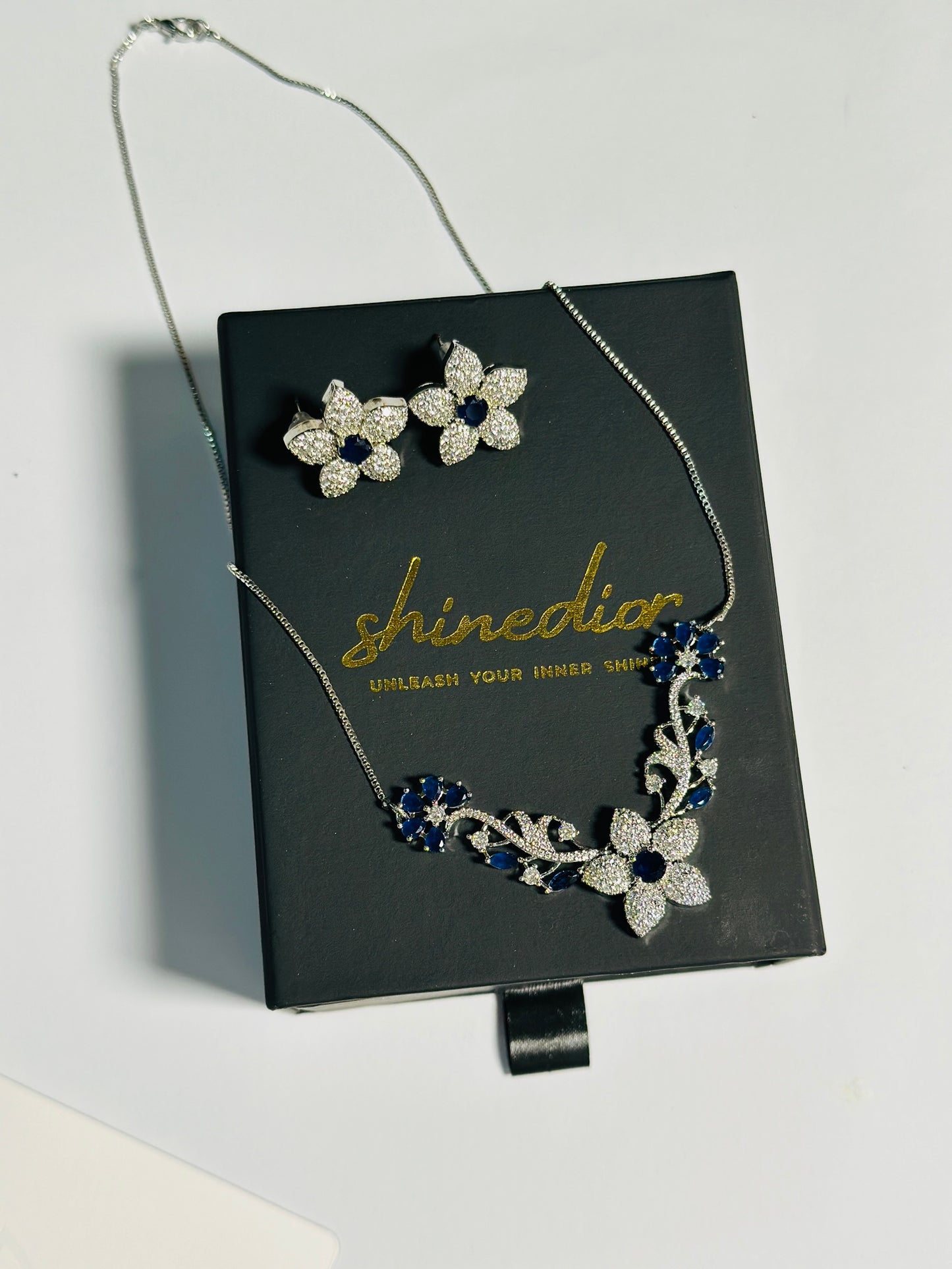 Midnight Bloom Jewelry Set