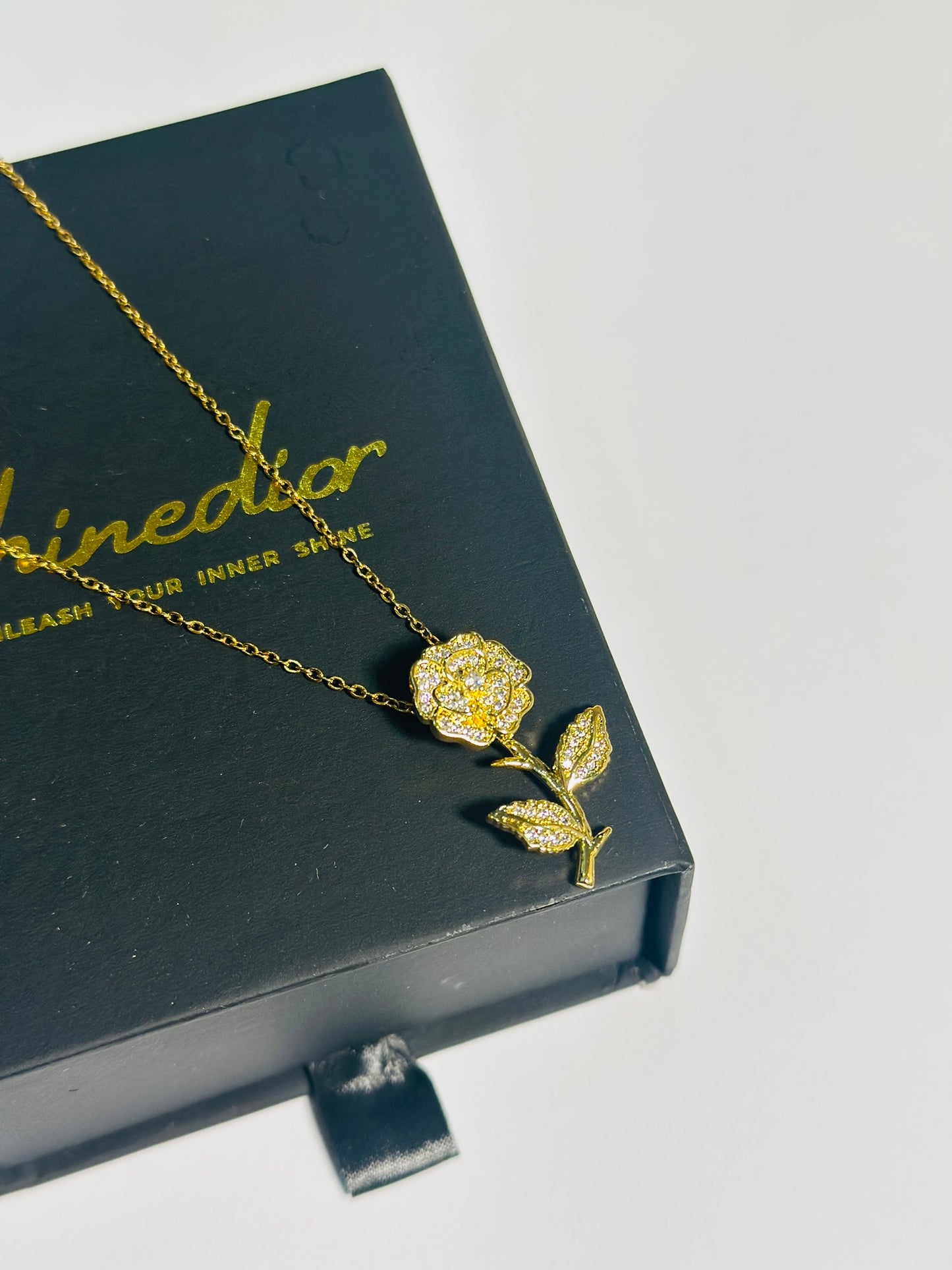 Luxe Floral Pendant
