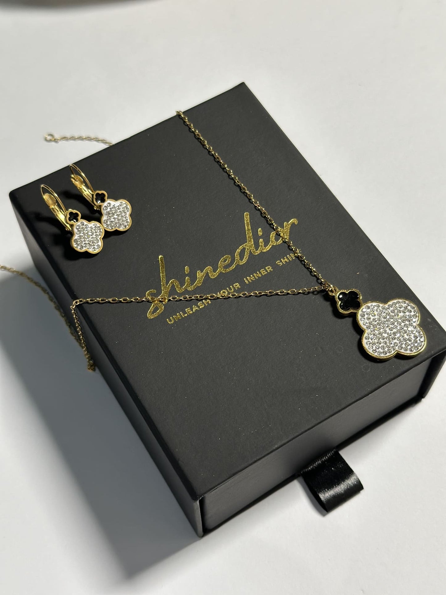 Lucky Bloom Jewelry Set