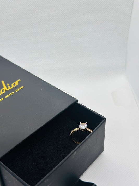 Luxe Radiance Solitaire Ring