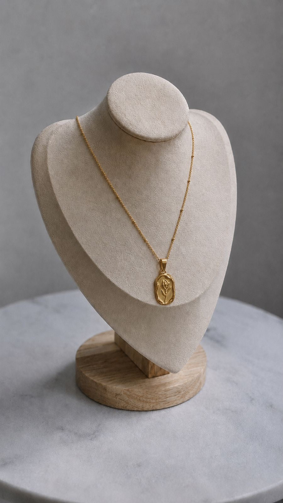 Rose Muse Necklace
