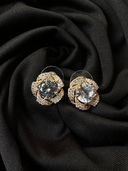 🎁 BloomRadiance Floral Stud Earrings (100% off)