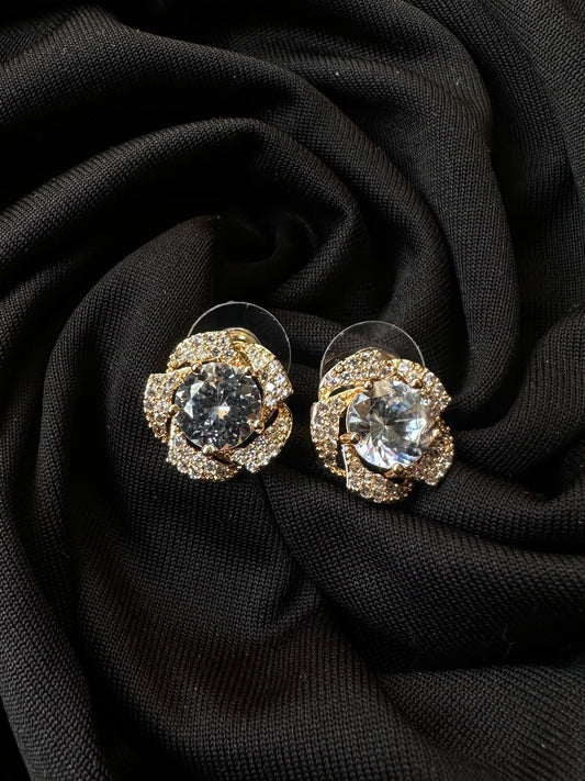 🎁 BloomRadiance Floral Stud Earrings (100% off)