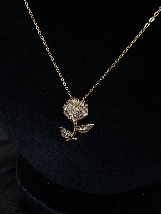 Luxe Floral Pendant