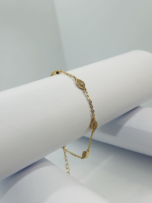 Minimalist Marquise Charm Gold Bracelet