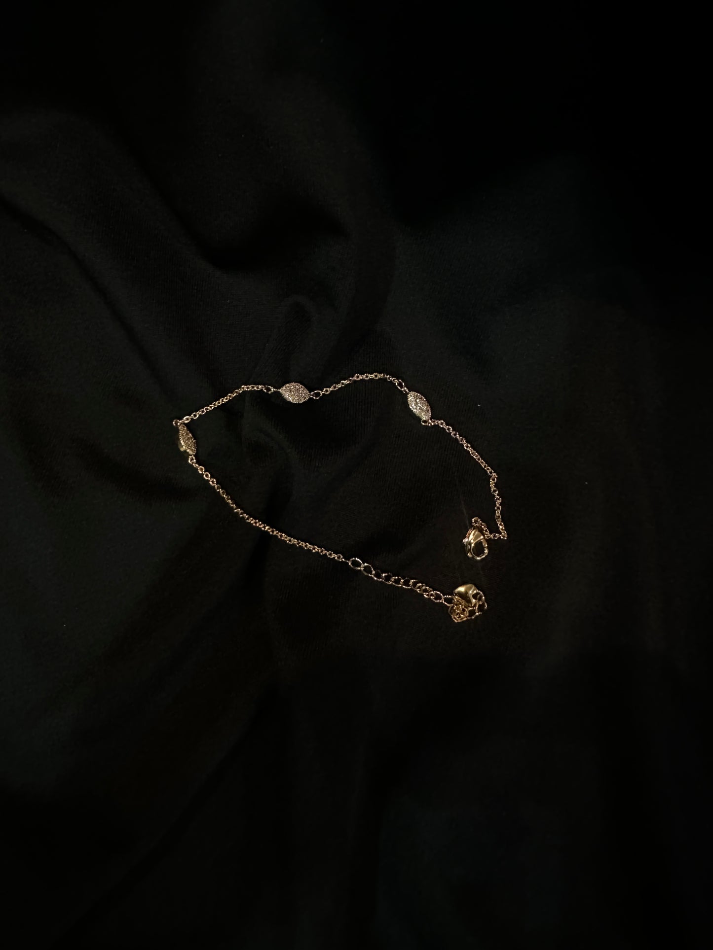 Minimalist Marquise Charm Gold Bracelet