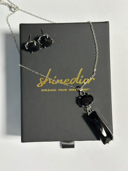 Sleek Cut Pendant Set