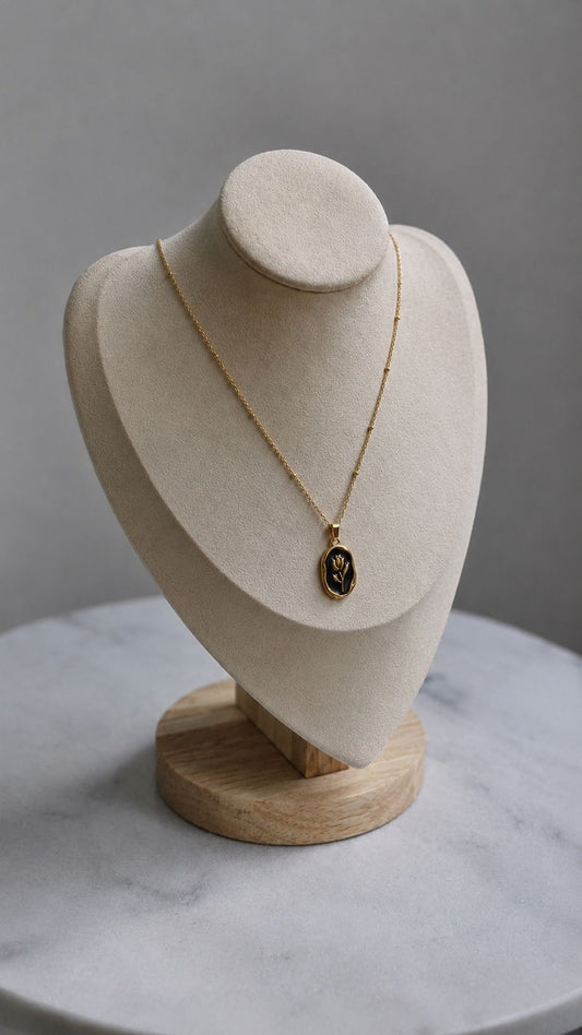 Rose Muse Necklace