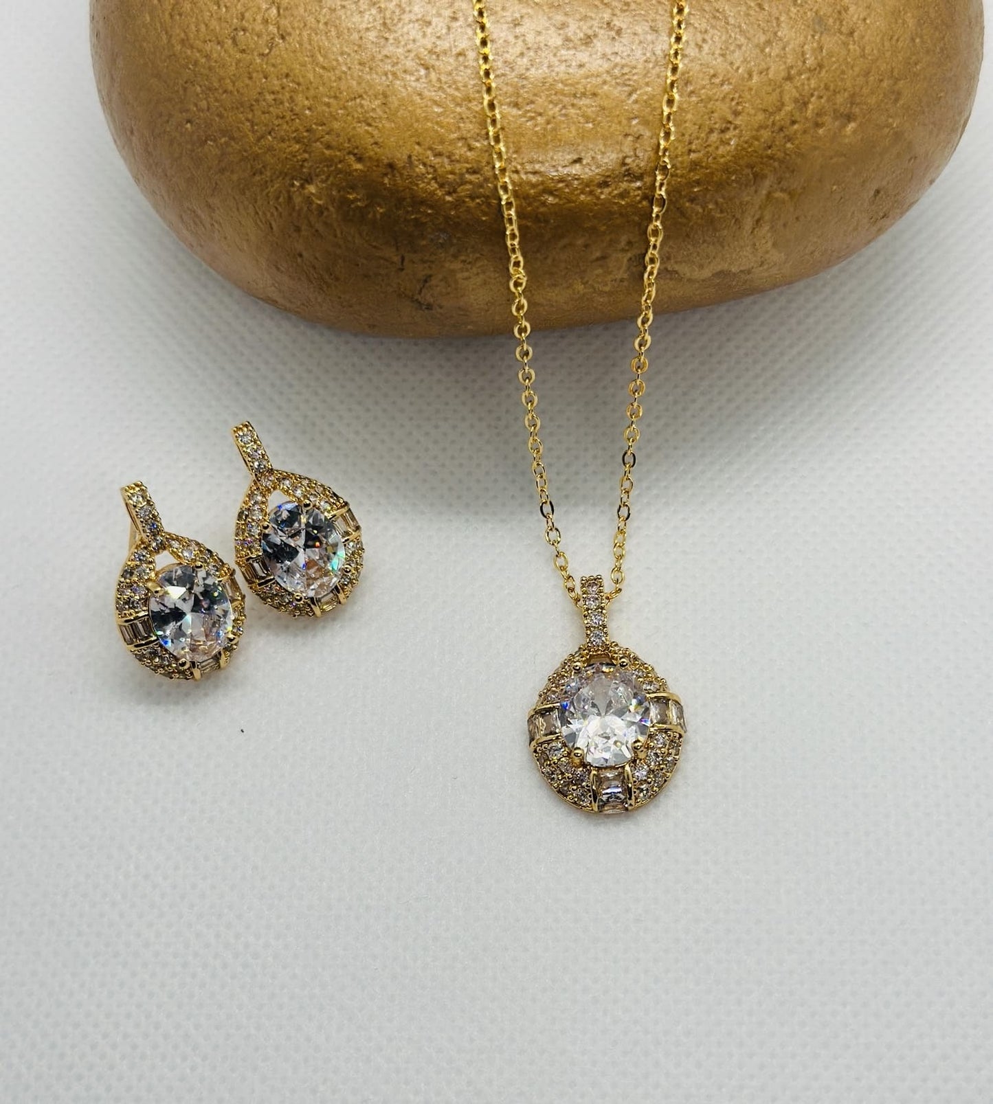 Radiant Halo Jewelry– Pendant & Earrings Set
