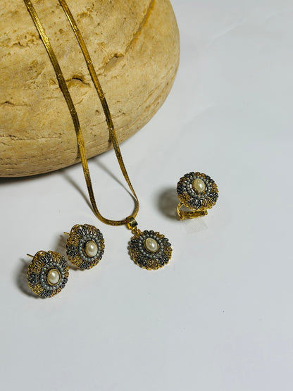 Vintage Radiance Jewelry Set