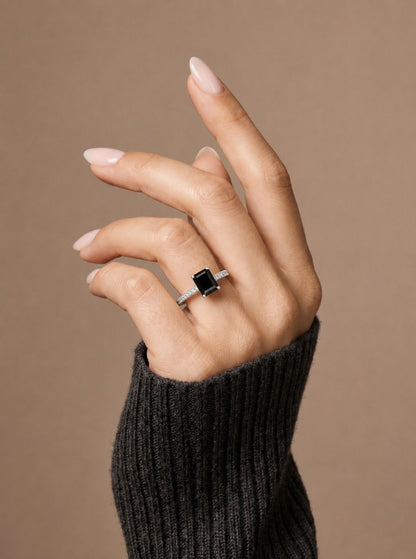 Noir Elegance Ring
