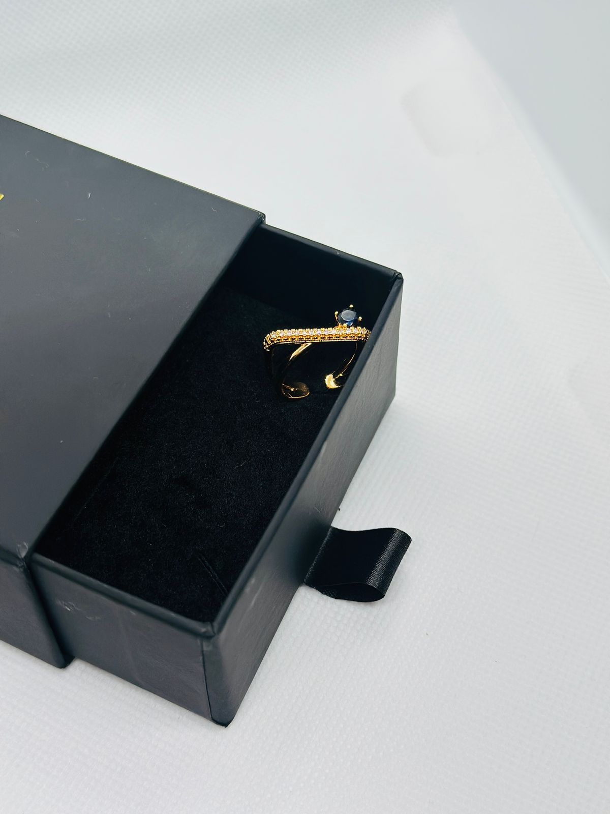 Midnight Curve Twin Band Ring – Gold