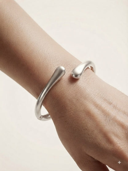DuoCurve Bangle